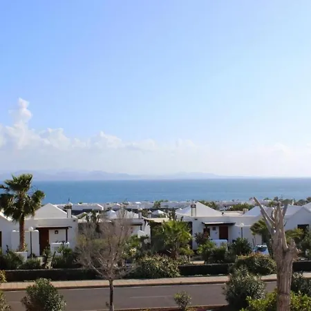 Apartman Single With Half Board, Wifi, Pool, Beach Playa Blanca