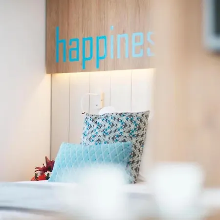 Апартаменты Single With Half Board, Wifi, Pool, Beach *