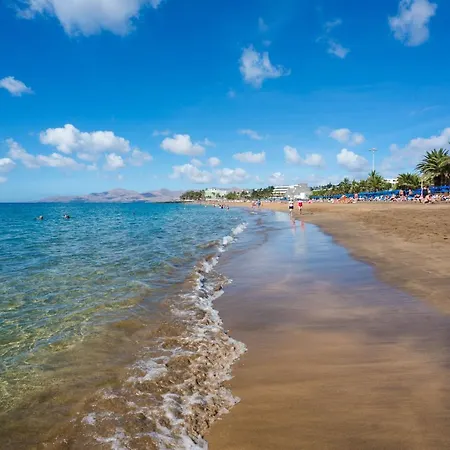 Single With Half Board, Wifi, Pool, Beach Appartement *